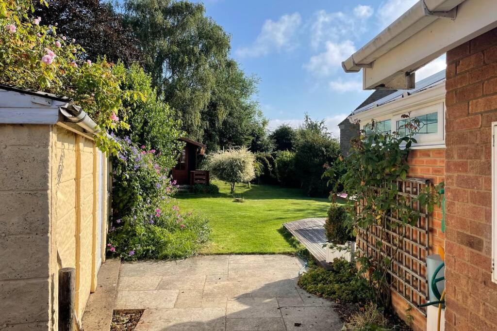 3 Bed Bungalow In Winchcombe, Cotswolds,Gloucester Exterior foto